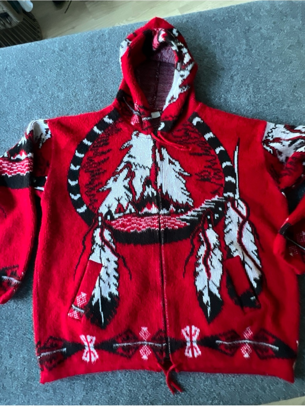 Vintage 90s Ecuador Wolf Dreamcatcher Sweater Jacket Red Native Hooded XL